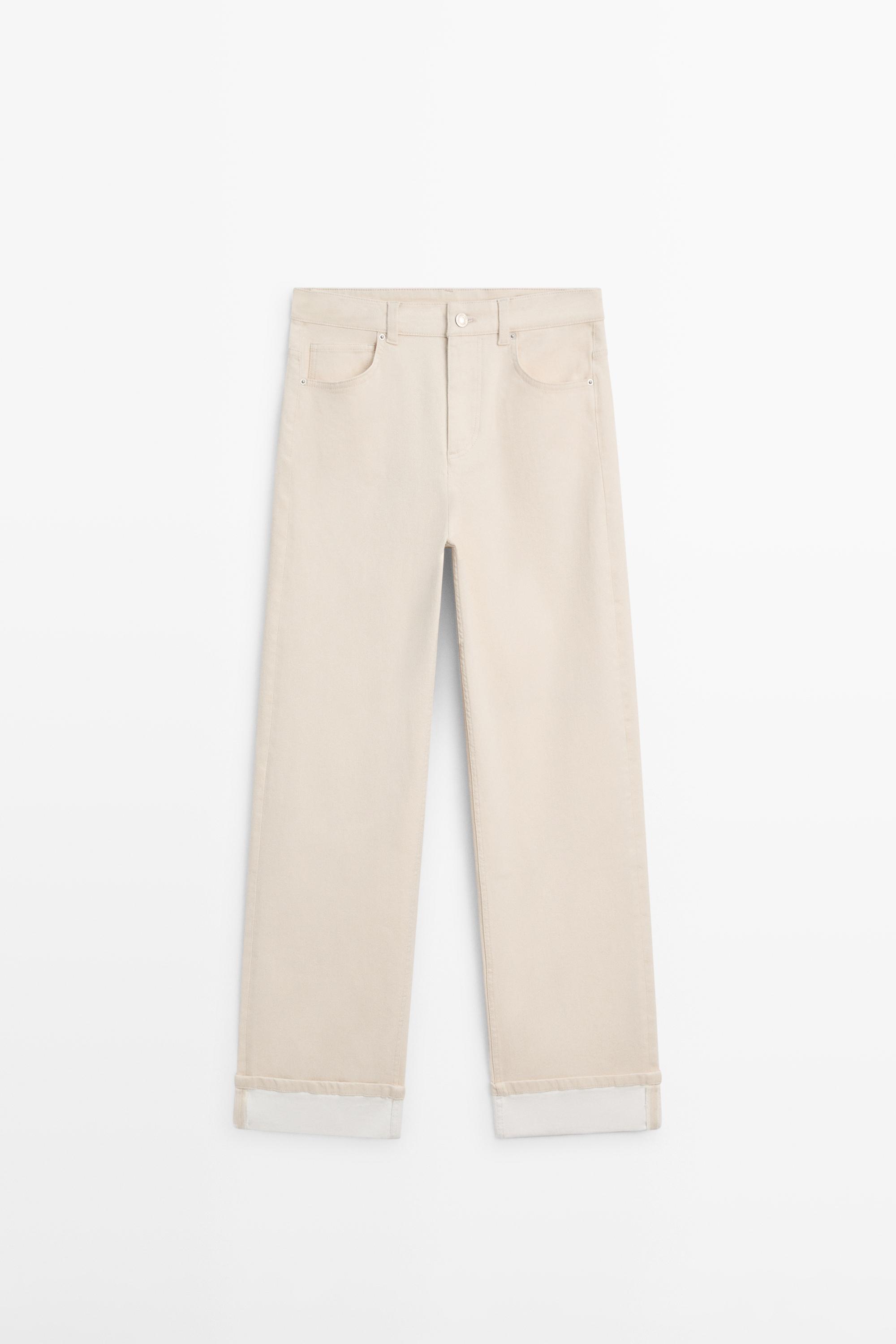 Straight-leg jeans with turn-up hems